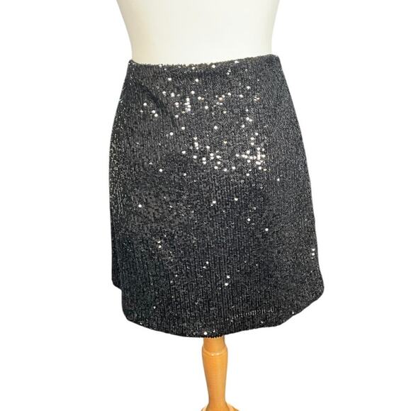 Banana Republic Size 6 Black Sequin Mini Skirt Side Zip Double Lined Holiday - Picture 2 of 10